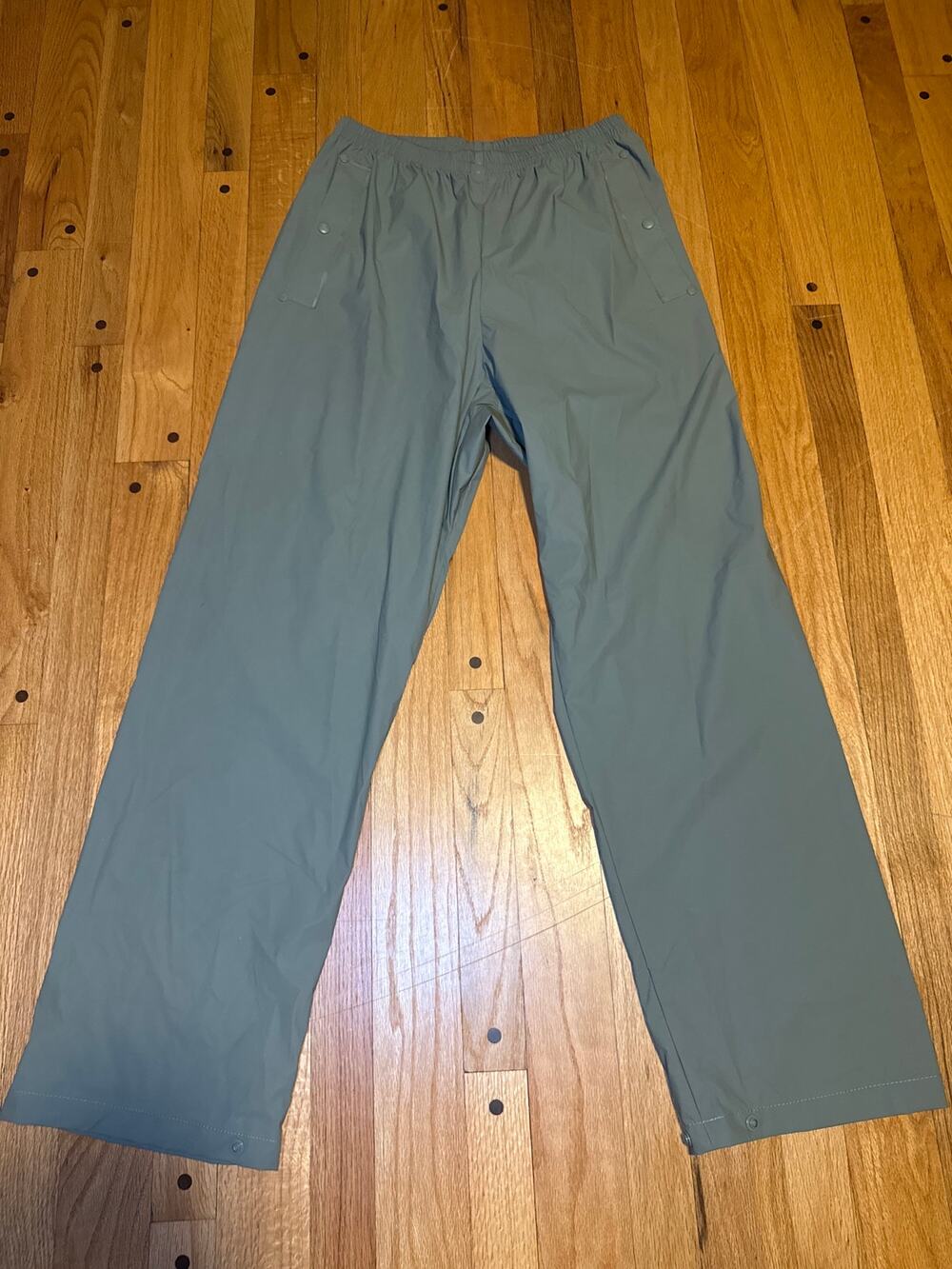 NEW Redington Men’s Large Waterproof Rain Pants Fishing Fly Fishing PVC Green